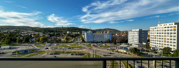 REZERVOVANÉ - Ponuka na predaj: Priestranný 3-izbový byt, 73 m², loggia, Kuzmányho sídlisko