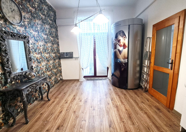 Prenájom priestoru pre služby, Centrum- Košice